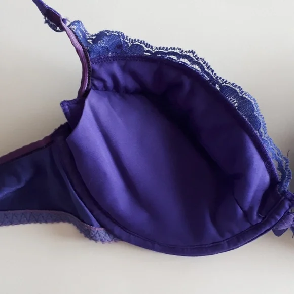 Padded Bra - Picture 4 of 6